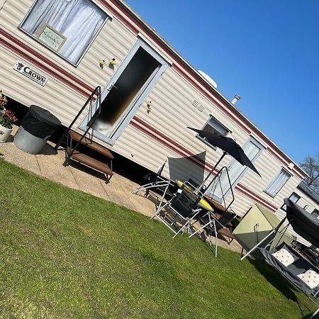 Hotel The Samanda Van Newport Caravan Park Hemsby Esterno foto
